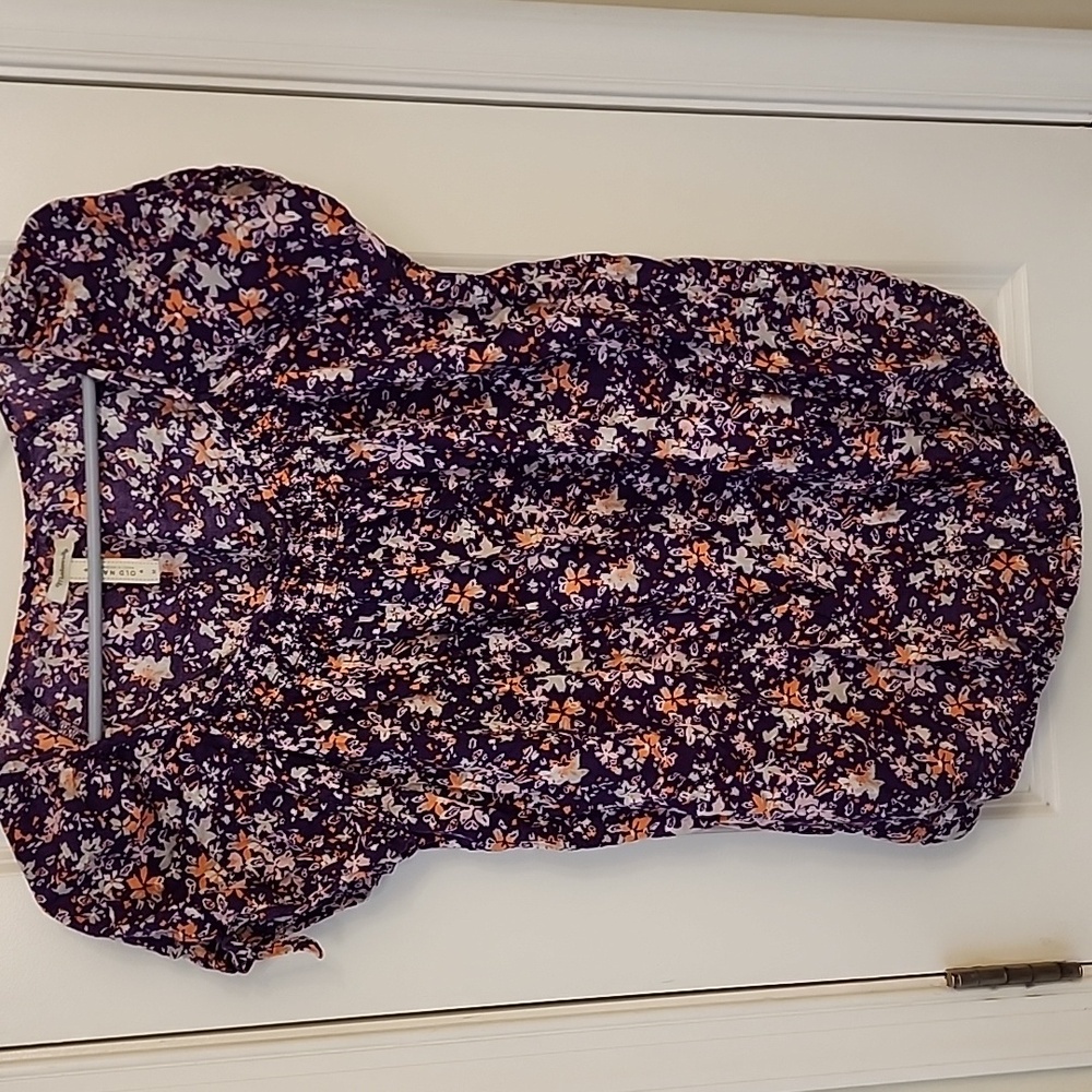 Old Navy Maternity Shirt